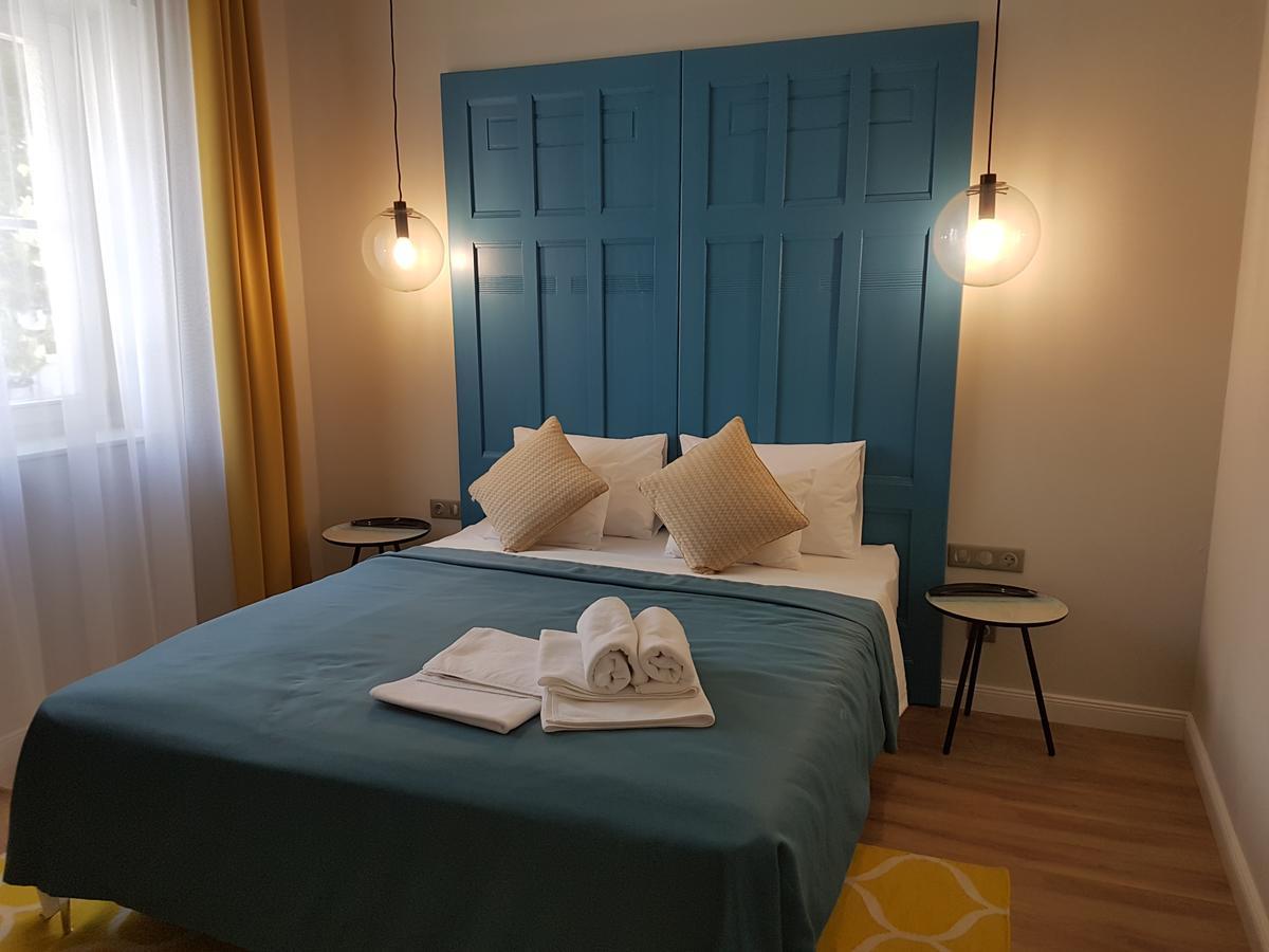 Ditlin Boutique Hotel Pápa Extérieur photo